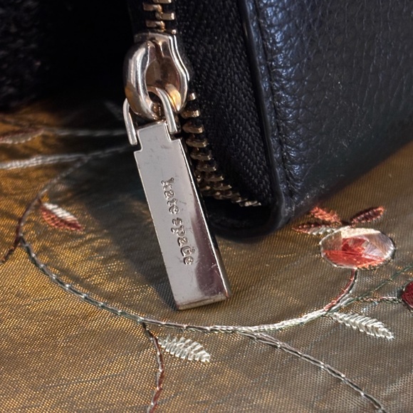 Kate Spade Large Continental Wallet in Black Pebbled Leather - Picture 4 of 6